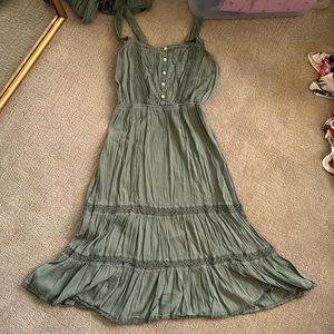 Aerie midi green dress. Size M.